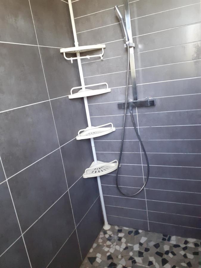 La Petite Maison Au Bord Du Canal T2 - 3etoiles - Frontignan
